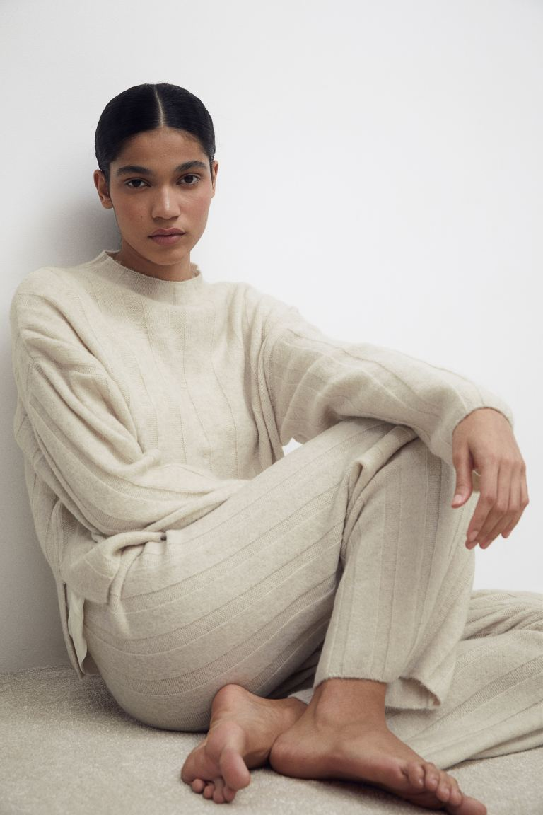 Trousers1601